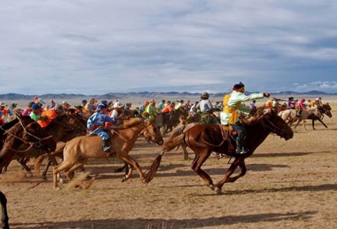 “Дүнжингарав-2026” хаврын хурдан морины уралдааныг ирэх сарын 1-нд зохион байгуулна